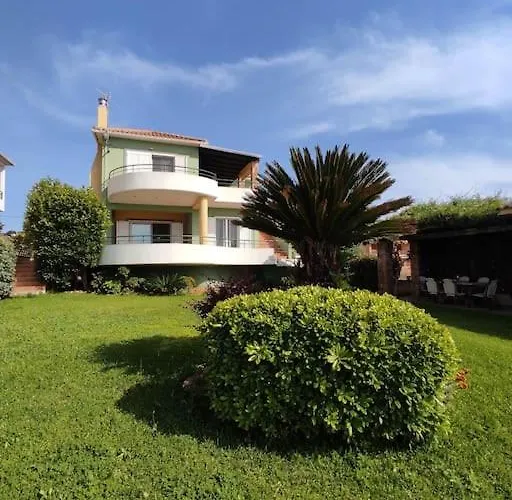 Villa In Skafidia Overlooking The Ionian Sea