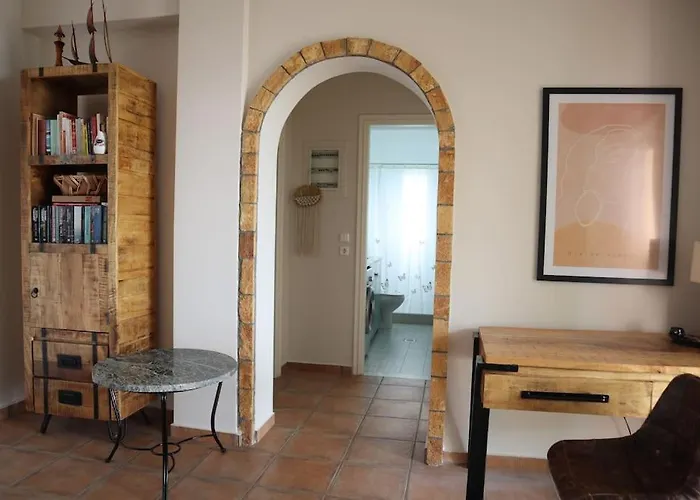 Villa In Skafidia Overlooking The Ionian Sea
