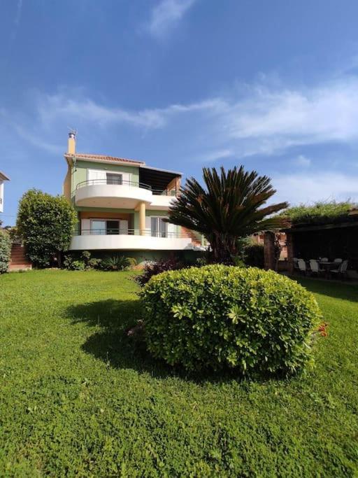 In Overlooking The Ionian Sea Vila *
